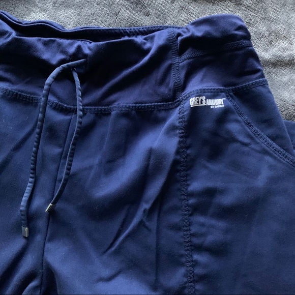 EUC navy scrub pants - Picture 2 of 4
